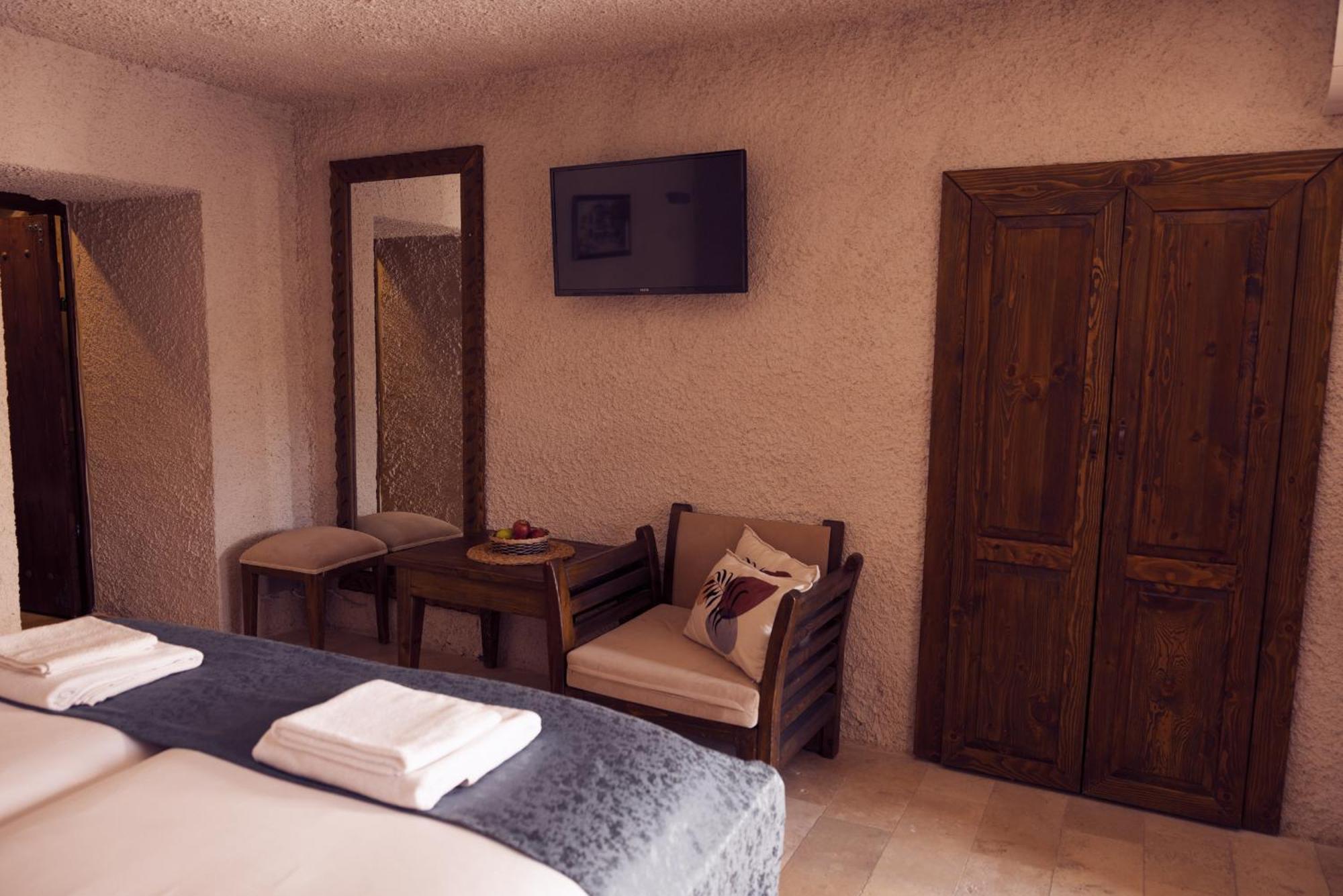 Goereme Stone Age Apartment Ngoại thất bức ảnh