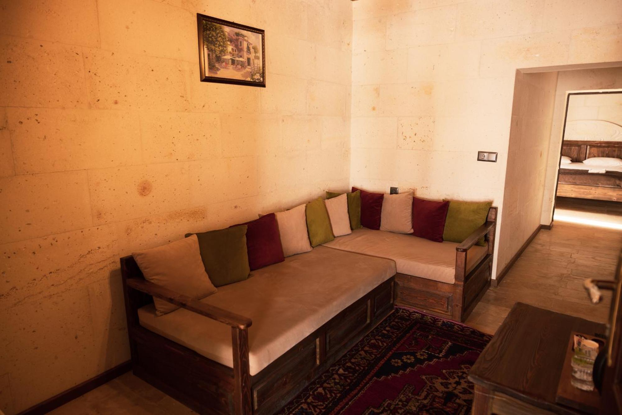 Goereme Stone Age Apartment Ngoại thất bức ảnh